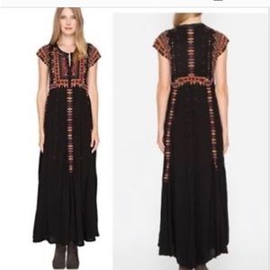 Looking for this dress if you own one and are willing to sell please let me know